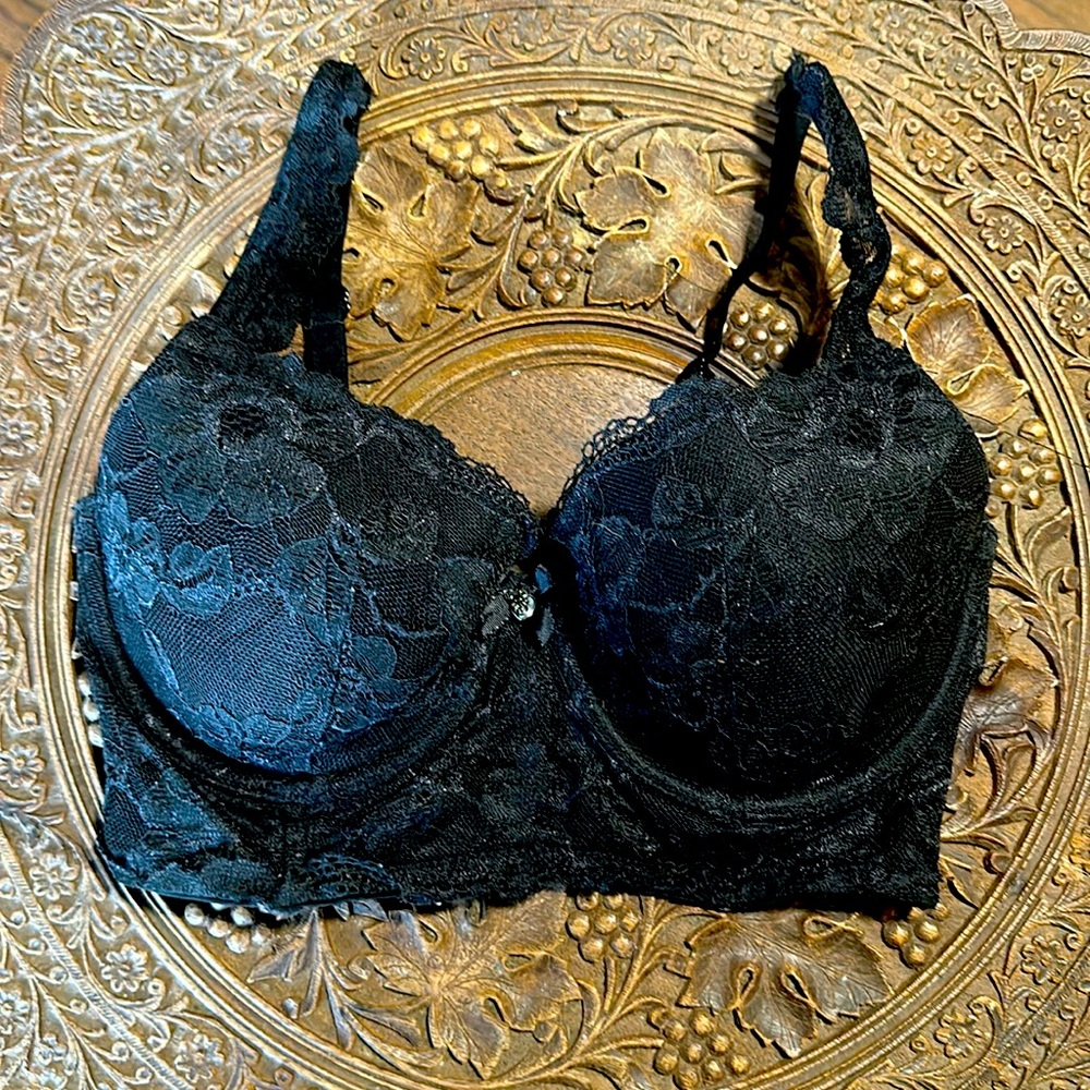 VS Black Lace Bra